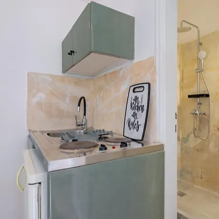 Hilltop At Kefalonia Aparthotel