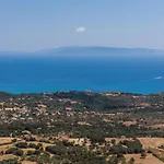 Hilltop At Kefalonia Aparthotel 4*