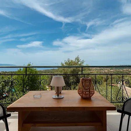 Hilltop At Kefalonia Aparthotel Angon