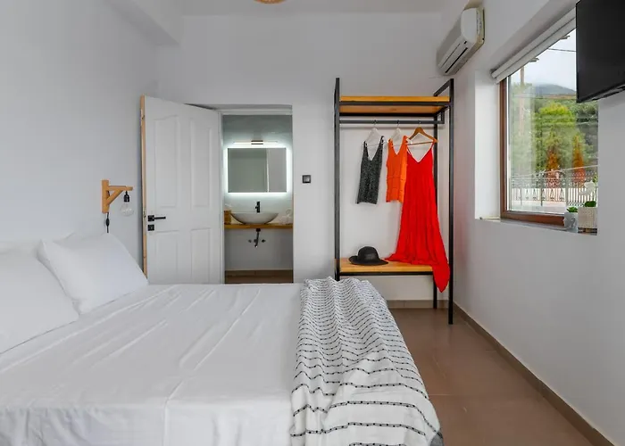 Hilltop At Kefalonia Angon