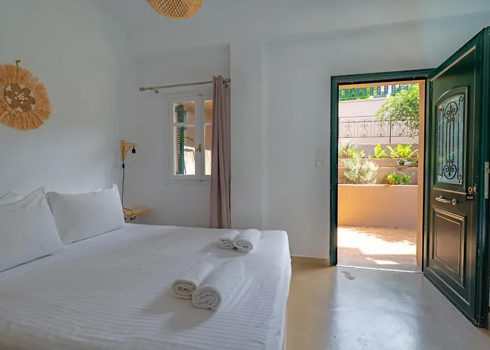 Hilltop At Kefalonia Aparthotel